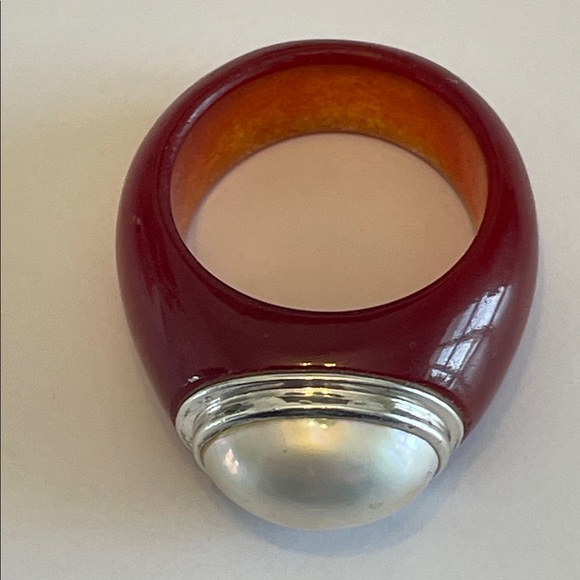 Genuine Red Jade Ring With Mabe Pearl In 925 Sterling Silver Bezel Setting - Picture 14 of 16